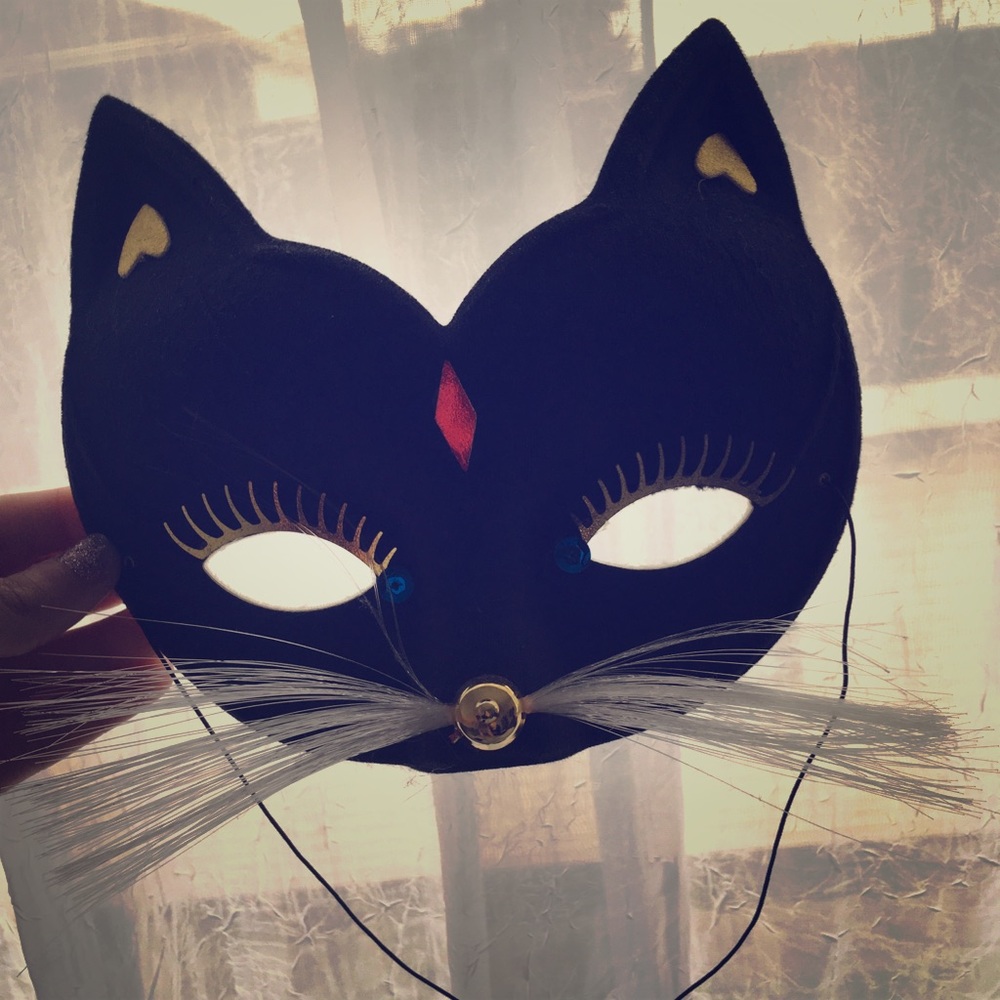 Velvet Kitty kat mask!